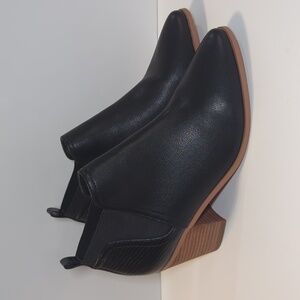 DV Dolce Vita Frilli Black Boots Size 11
